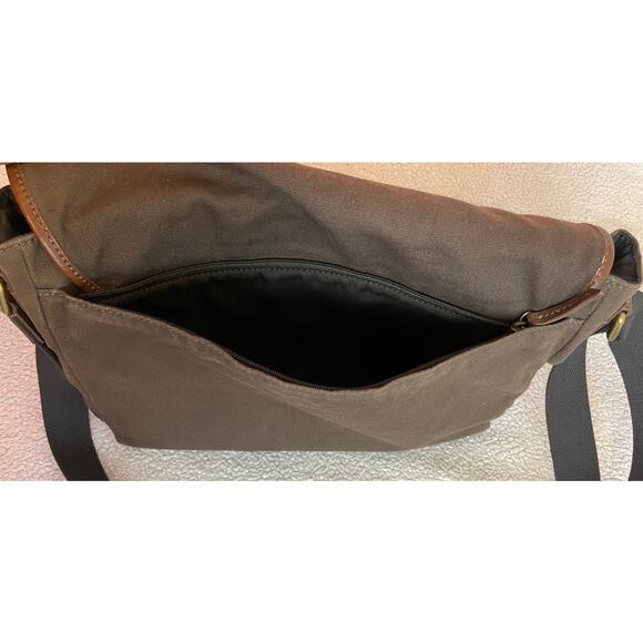 Fossil Canvas Messenger Bag Laptop Shoulder Satchel Strap Brown With pockets - Picture 9 of 11
